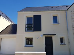 Location maison  m² T-4 à Orléans  853 €