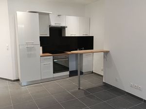 Location appartement  40.19 m² T-2 à Villeurbanne  680 €