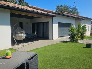 Maison Sainte-Foy-de-Peyrolières m² T-4 à vendre  483 000 €