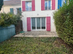 Location maison  m² T-5 à Massy  1 995 €