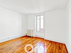 Appartement La Roche-sur-Yon 127.37 m² T-4 à vendre  243 760 €