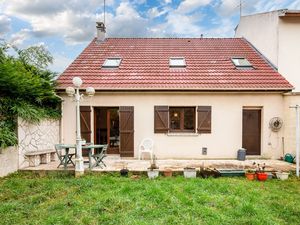 Maison Chelles m² T-7 à vendre  378 000 €