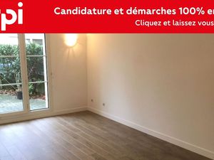 Location appartement  m² T-2 à Noisy-le-Grand  882 €
