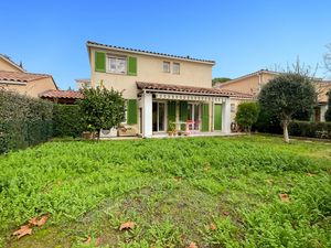 Maison Fréjus 99.01 m² T-5 à vendre  430 000 €