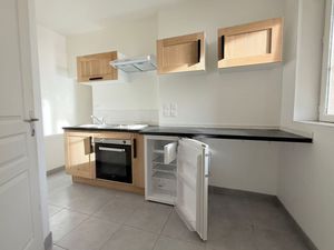 Location appartement  m² T-2 à Laon  399 €