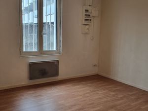 Location appartement  m² T-1 à Talence  571 €