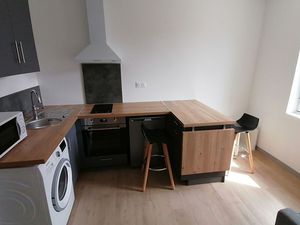 Location appartement  m² T-2 à Poitiers  557 €