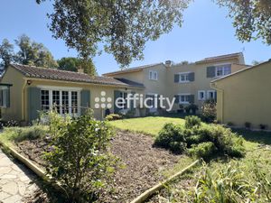 Maison 7 pièces - 223 m²