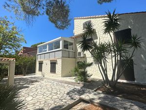 Villa composée de 2 appartements - 264m2 - Draguignan