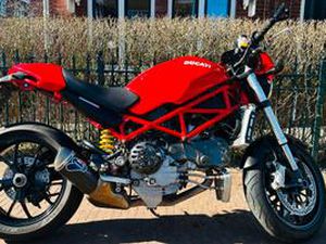 DUCATI MONSTER S4R TESTASTRETTA (2007) - NAKED BIKE — MOTOREN | DUCATI — MARKTPLAATS