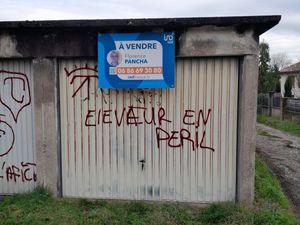 Vente Garage 21 m²