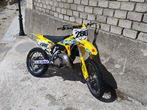 SUZUKI RM 125 - IN PERFETTE CONDIZIONI