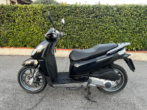 PIAGGIO CARNABY 200 ES