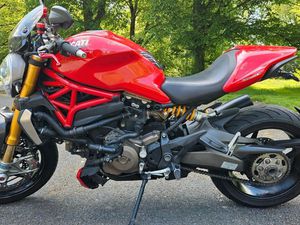 DUCATI MONSTER 1200 S MIT VIELEN RECHNUNGEN