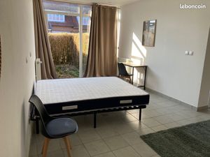 CHAMBRE 26m2 AVEC SDB DANS MAISON PARTAGEE  ACCES INDIVIDUEL