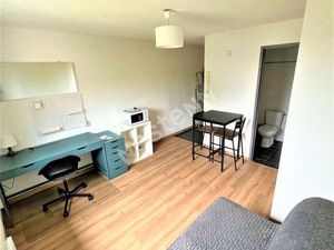 Studio 1 pièce 18 m²