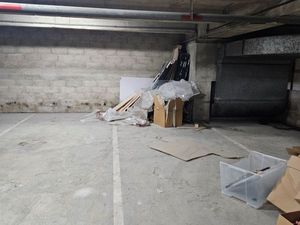 Parking box 80 m2 stocka