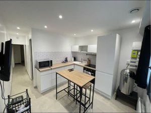 Magnifique logement rénové centre ville