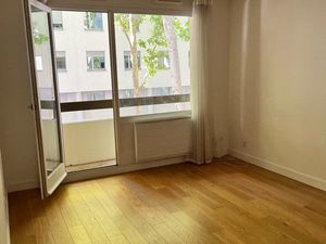 T2 avec box proche Part Dieu/place Guichard