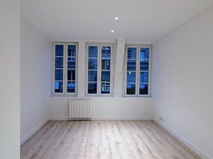 2 pièces à louer centre ville