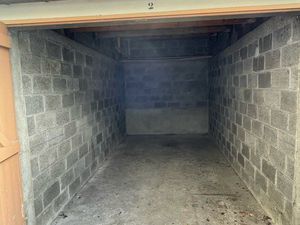 Garage / Box à louer