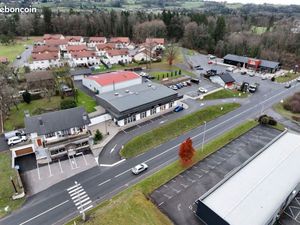 LOCAL COMMERCIAL 203 M2 à VIUZ EN SALLAZ