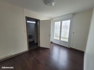 Appartement T2 à louer - 1 chambre - 35 m2 – CROIX-CHAPEAU – 17220