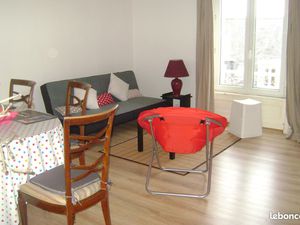 2 pièces MEDIATHEQUE