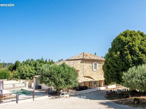 Mas 7 pièces 157 m²