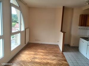 Agreable f2 residence sens