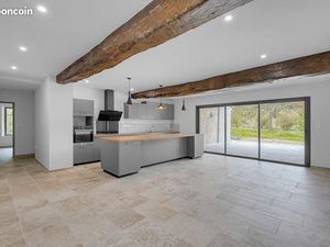 Ferme 5 pièces 281 m²