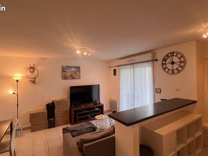 T3 non meublé avec jardin clos et parking sécurisé