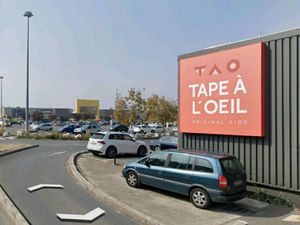 Local commercial à louer emplacement N°1