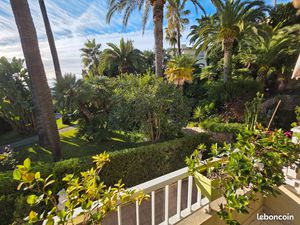 Appartement 4 pièces + terrasses + double garage