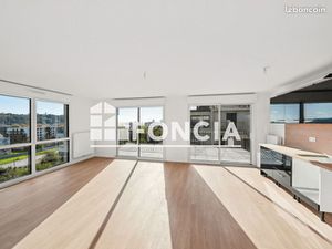 Appartement 4 pièces 90 m²