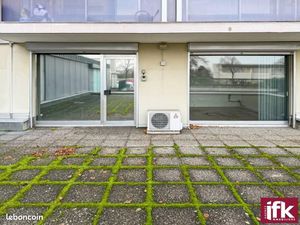 Local commercial 90 m²