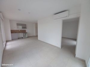 Logement T2 NEUF avec climatisation  balcon et parking