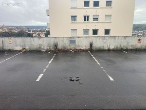 Loue place de parking quartier netreville