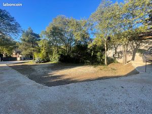 Terrain 380m2 quartier Candau