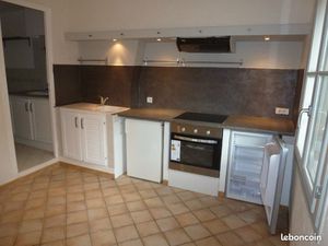 Joli T 2 proche Palais de Justice