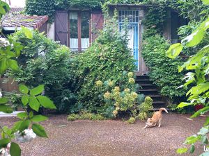 Maison de ville comme à la campagne