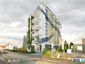 Local commercial 264 m²