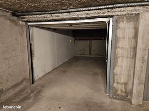 Vends garage-box fermé
