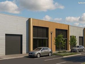 Local 226 m² Mériel