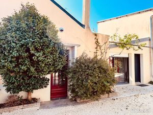 Apparemment / maison 4ch au Bourg sous la roche