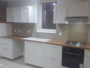 Loue maison de ville