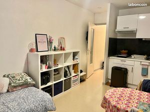 Studio 1 pièce 24 m²