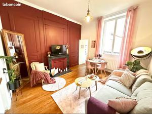 Charmant T2 avec extérieur en centre ville