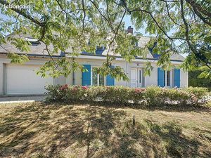 Maison 10 pièces 185 m²