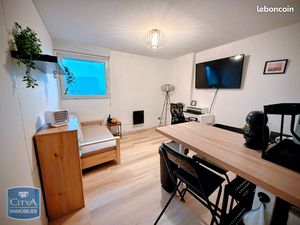 STUDIO MEUBLÉ HAUT DE GAMME + PARKING – 46 Allées Charles de Fitte – DISPONIBLE 23 JUILLET